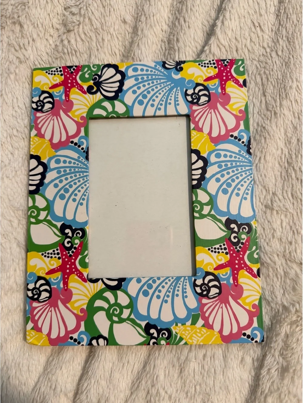Lilly PulitzerColorful Seashell and Starfish Patterned Photo Frame